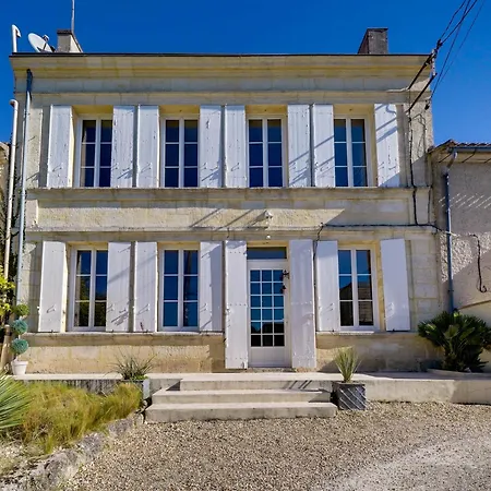 Holiday home Des Coteaux *